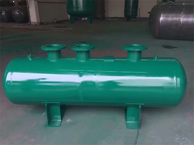 1679991473376569.jpeg 大同大同大同蒸汽分气缸1.jpeg